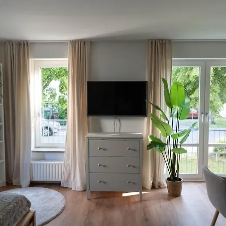 아파트 In - Elbnah - Ruhig - Neu - Gut Angebunden - Wifi - Tv -kostenloses Parken