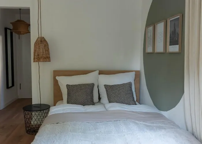 Apartman In - Elbnah - Ruhig - Neu - Gut Angebunden - Wifi - Tv -kostenloses Parken *