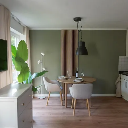 In - Elbnah - Ruhig - Neu - Gut Angebunden - Wifi - Tv -kostenloses Parken